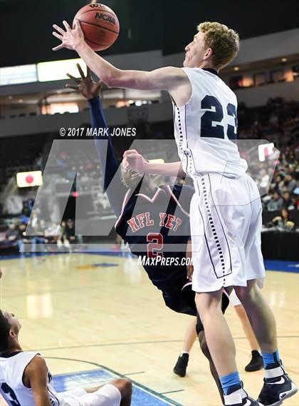 Thumbnail 3 in NFL Yet Academy vs. The Gregory School (AIA 1A Final) photogallery.