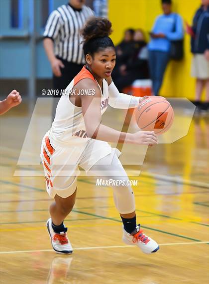 Thumbnail 2 in Hamilton vs. Eastside Catholic (Nike Tournament of Champions)  photogallery.