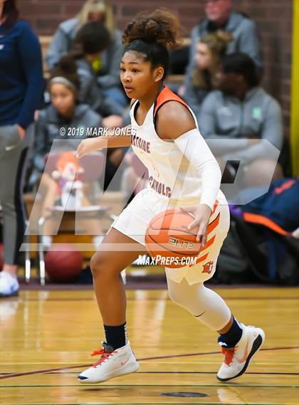 Thumbnail 3 in Hamilton vs. Eastside Catholic (Nike Tournament of Champions)  photogallery.
