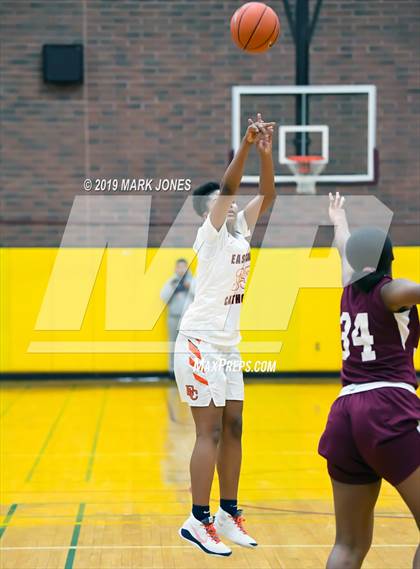Thumbnail 3 in Hamilton vs. Eastside Catholic (Nike Tournament of Champions)  photogallery.