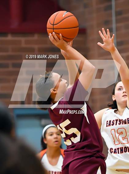 Thumbnail 3 in Hamilton vs. Eastside Catholic (Nike Tournament of Champions)  photogallery.