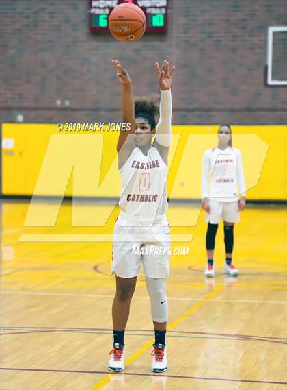 Thumbnail 2 in Hamilton vs. Eastside Catholic (Nike Tournament of Champions)  photogallery.