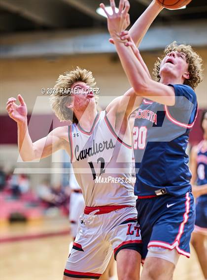 Thumbnail 2 in Lake Travis vs. Atascocita (McDonald's Texas Invitational) photogallery.