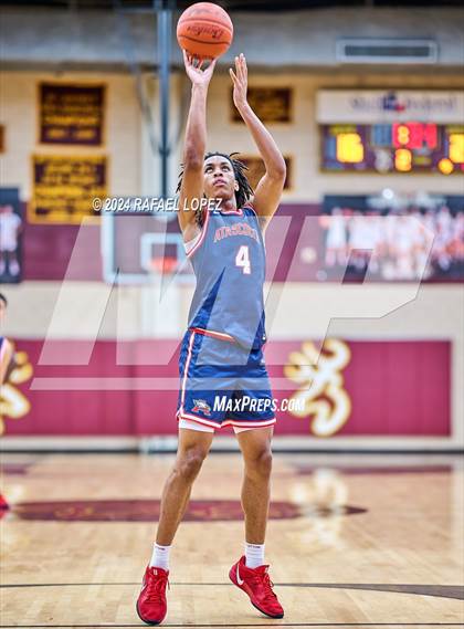 Thumbnail 3 in Lake Travis vs. Atascocita (McDonald's Texas Invitational) photogallery.