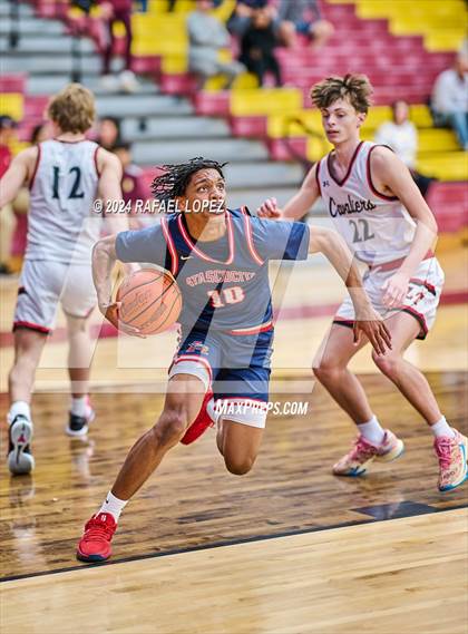 Thumbnail 1 in Lake Travis vs. Atascocita (McDonald's Texas Invitational) photogallery.