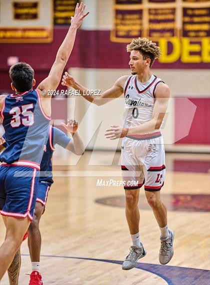 Thumbnail 2 in Lake Travis vs. Atascocita (McDonald's Texas Invitational) photogallery.