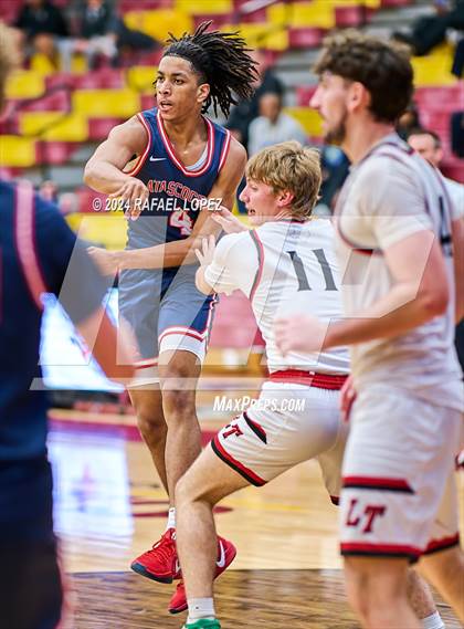 Thumbnail 3 in Lake Travis vs. Atascocita (McDonald's Texas Invitational) photogallery.