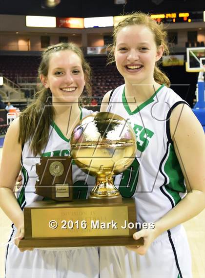 Thumbnail 2 in Ganado vs. Thatcher (AIA D4 Final Award Photos) photogallery.