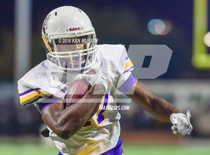 Thumbnail 3 in Cypress Falls vs Jersey Village photogallery.
