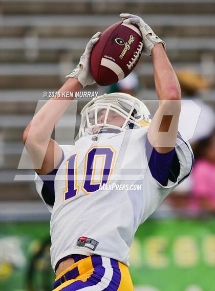 Thumbnail 3 in Cypress Falls vs Jersey Village photogallery.
