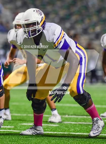 Thumbnail 3 in Cypress Falls vs Jersey Village photogallery.