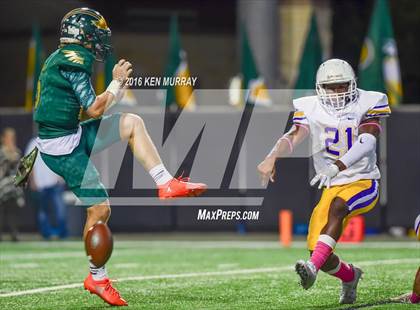 Thumbnail 3 in Cypress Falls vs Jersey Village photogallery.