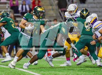 Thumbnail 3 in Cypress Falls vs Jersey Village photogallery.