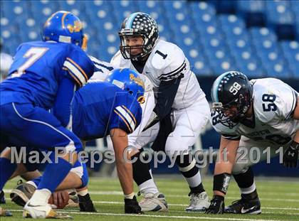 Thumbnail 3 in Depew vs. Alden (Section 6 Class B Final) photogallery.