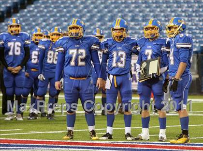 Thumbnail 2 in Depew vs. Alden (Section 6 Class B Final) photogallery.