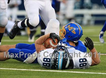 Thumbnail 3 in Depew vs. Alden (Section 6 Class B Final) photogallery.