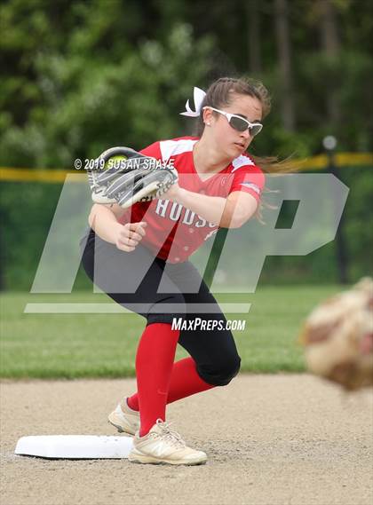 Thumbnail 1 in Hudson @ Nashoba Regional photogallery.
