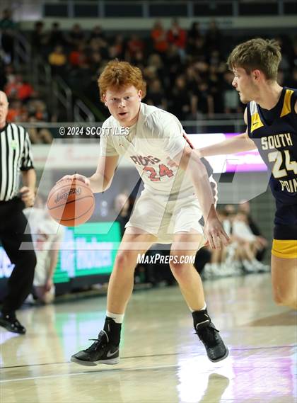 Thumbnail 2 in South Point vs Wheelersburg (OHSAA D3 District Semifinal) photogallery.