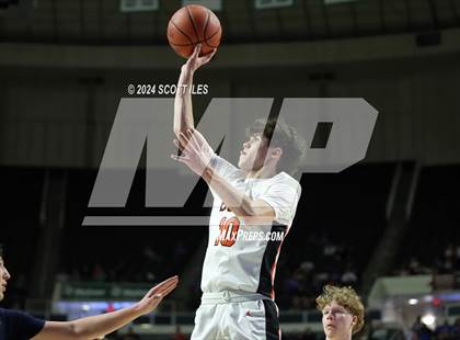 Thumbnail 3 in South Point vs Wheelersburg (OHSAA D3 District Semifinal) photogallery.