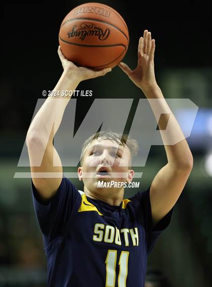 Thumbnail 3 in South Point vs Wheelersburg (OHSAA D3 District Semifinal) photogallery.