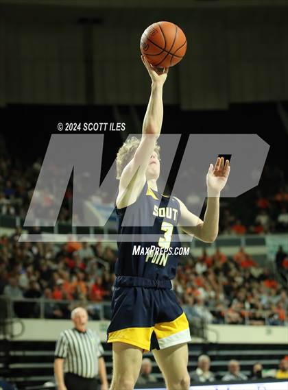 Thumbnail 2 in South Point vs Wheelersburg (OHSAA D3 District Semifinal) photogallery.