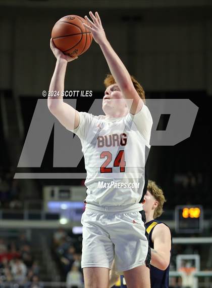 Thumbnail 3 in South Point vs Wheelersburg (OHSAA D3 District Semifinal) photogallery.