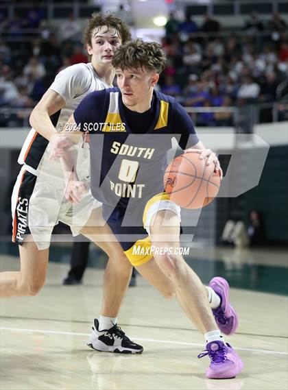Thumbnail 2 in South Point vs Wheelersburg (OHSAA D3 District Semifinal) photogallery.