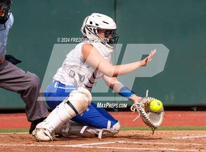 Thumbnail 2 in Slocum @ Jonesboro (UIL 1A Softball Semifinal) photogallery.
