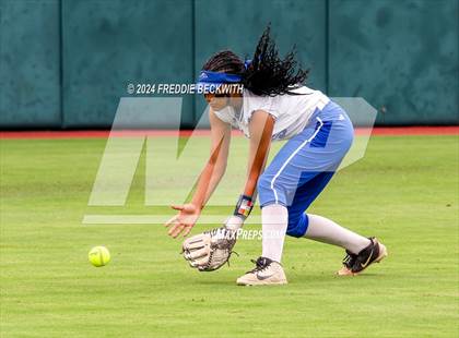 Thumbnail 2 in Slocum @ Jonesboro (UIL 1A Softball Semifinal) photogallery.