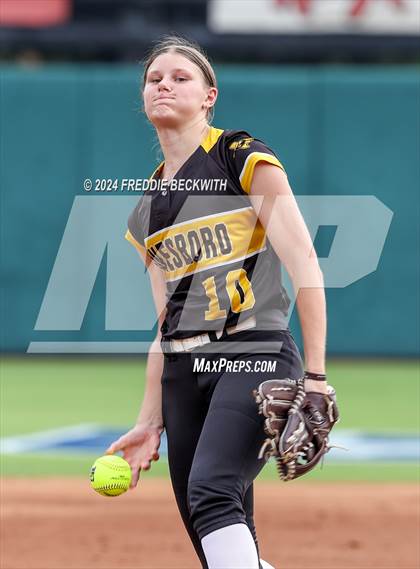 Thumbnail 3 in Slocum @ Jonesboro (UIL 1A Softball Semifinal) photogallery.