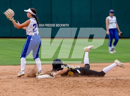 Thumbnail 3 in Slocum @ Jonesboro (UIL 1A Softball Semifinal) photogallery.