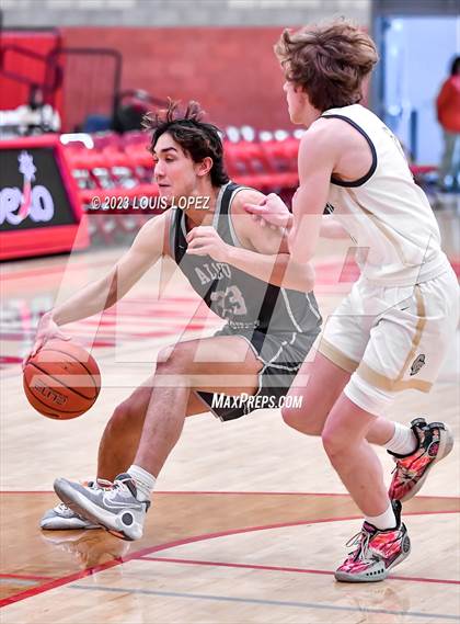 Thumbnail 3 in Calvary Chapel @ Aliso Niguel (Nike Extravaganza) photogallery.