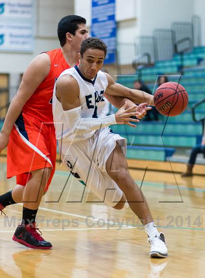 Thumbnail 1 in Juan Diego Catholic vs. Timpview (Riverton Holiday Tournament) photogallery.