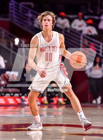 Thumbnail 3 in Mater Dei vs. St. Vincent-St. Mary (The Chosen One's Invitational) photogallery.