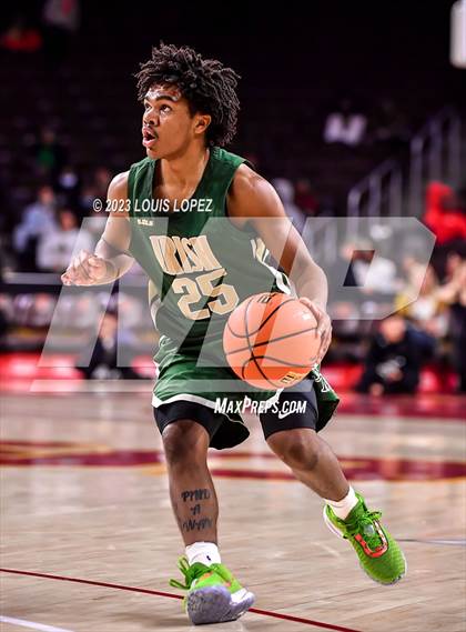 Thumbnail 2 in Mater Dei vs. St. Vincent-St. Mary (The Chosen One's Invitational) photogallery.