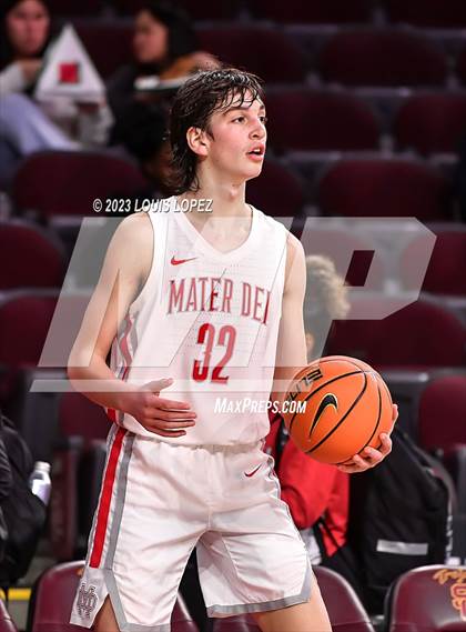 Thumbnail 3 in Mater Dei vs. St. Vincent-St. Mary (The Chosen One's Invitational) photogallery.