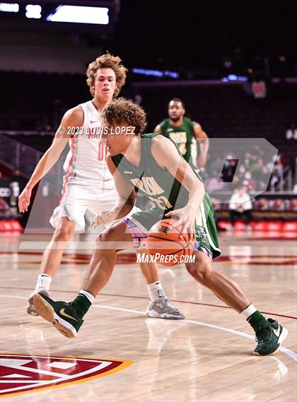 Thumbnail 2 in Mater Dei vs. St. Vincent-St. Mary (The Chosen One's Invitational) photogallery.