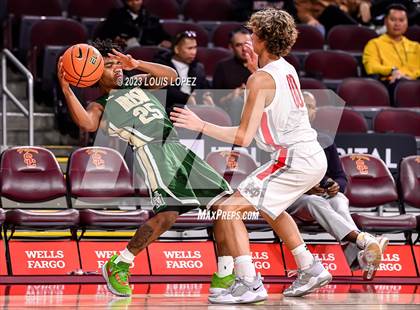 Thumbnail 3 in Mater Dei vs. St. Vincent-St. Mary (The Chosen One's Invitational) photogallery.