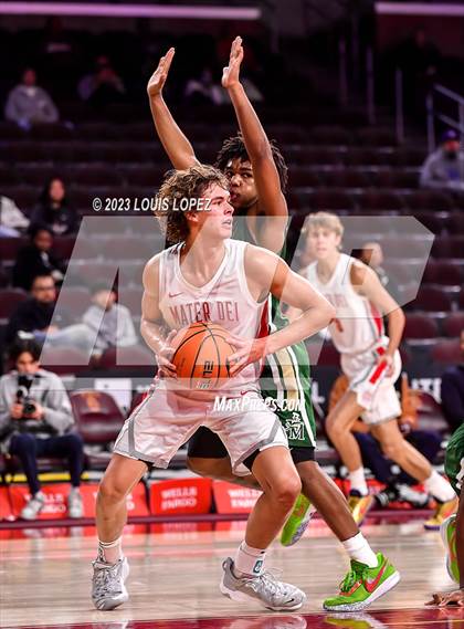 Thumbnail 1 in Mater Dei vs. St. Vincent-St. Mary (The Chosen One's Invitational) photogallery.