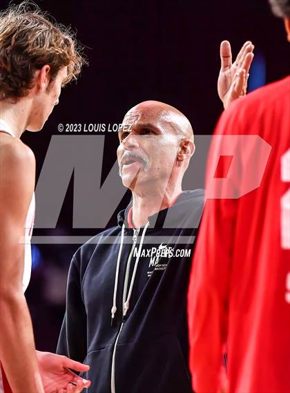 Thumbnail 2 in Mater Dei vs. St. Vincent-St. Mary (The Chosen One's Invitational) photogallery.