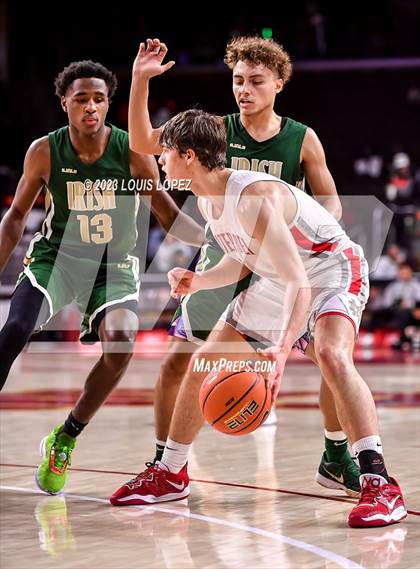 Thumbnail 2 in Mater Dei vs. St. Vincent-St. Mary (The Chosen One's Invitational) photogallery.