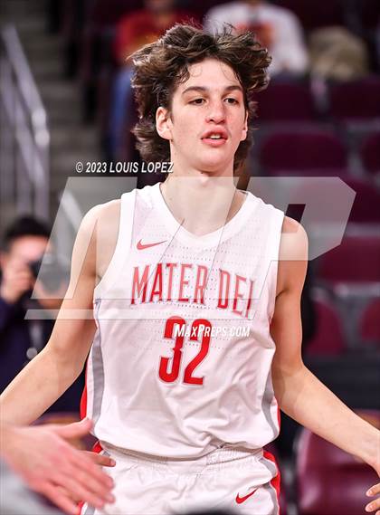 Thumbnail 2 in Mater Dei vs. St. Vincent-St. Mary (The Chosen One's Invitational) photogallery.