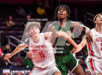 Thumbnail 2 in Mater Dei vs. St. Vincent-St. Mary (The Chosen One's Invitational) photogallery.