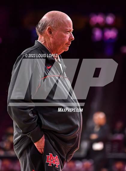 Thumbnail 3 in Mater Dei vs. St. Vincent-St. Mary (The Chosen One's Invitational) photogallery.