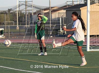 Thumbnail 1 in Elk Grove @ Monterey Trail photogallery.