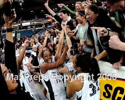 Thumbnail 1 in Windward vs. Sacred Heart Cathedral (CIF State D4 Final) photogallery.