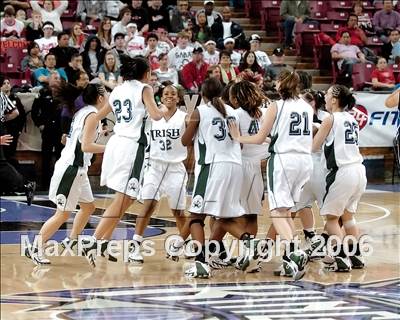 Thumbnail 2 in Windward vs. Sacred Heart Cathedral (CIF State D4 Final) photogallery.