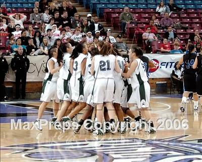 Thumbnail 1 in Windward vs. Sacred Heart Cathedral (CIF State D4 Final) photogallery.