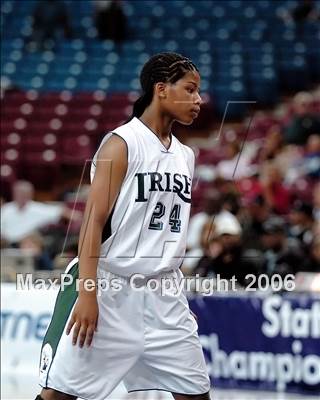 Thumbnail 2 in Windward vs. Sacred Heart Cathedral (CIF State D4 Final) photogallery.