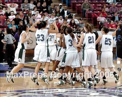 Thumbnail 3 in Windward vs. Sacred Heart Cathedral (CIF State D4 Final) photogallery.